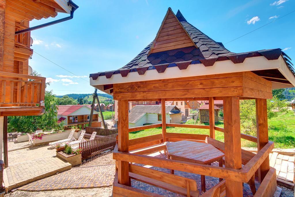 Altair Hotel Bukovel Ngoại thất bức ảnh