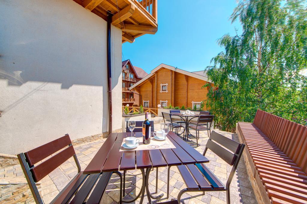 Altair Hotel Bukovel Ngoại thất bức ảnh