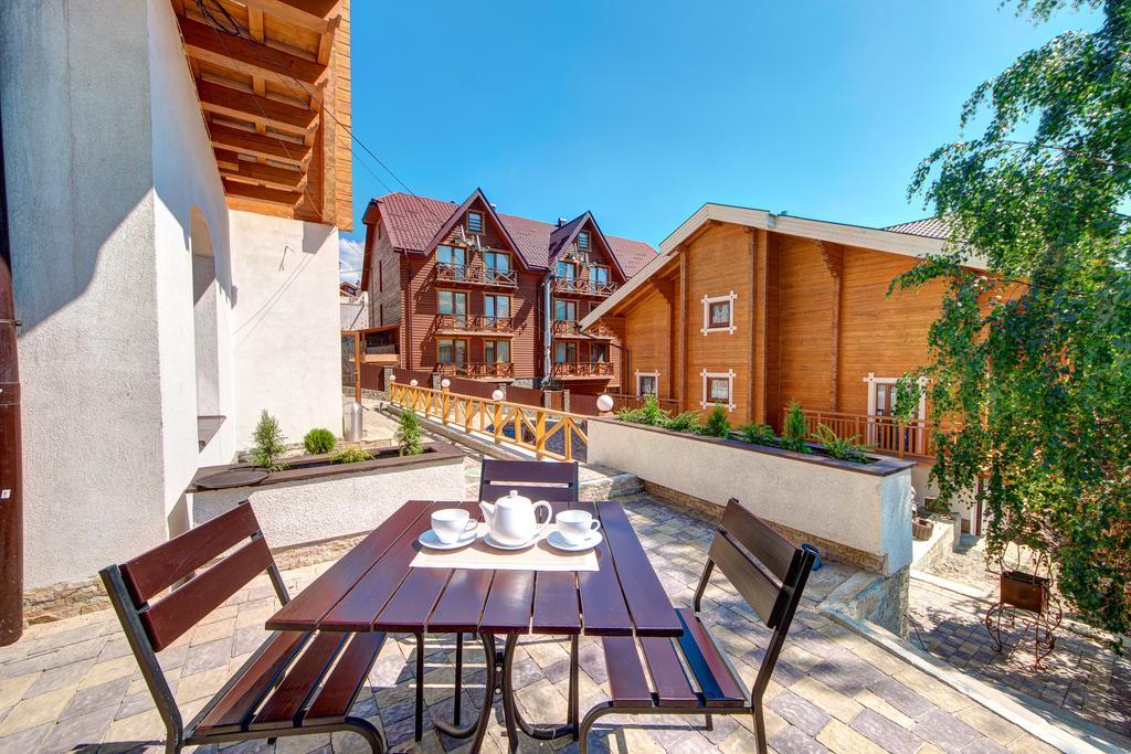 Altair Hotel Bukovel Ngoại thất bức ảnh